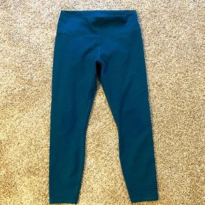 Women’s M Fabletics 7/8 leggings. Teal